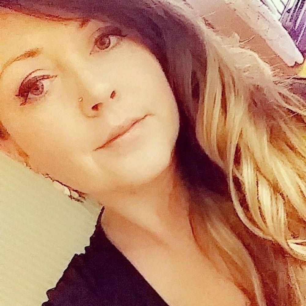 Meet your Posher, Meagan